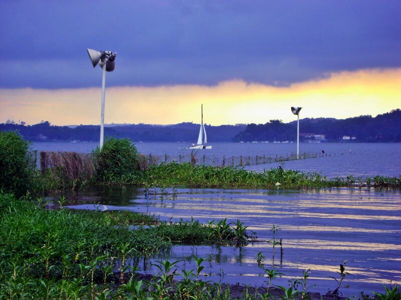 Vela em Represa de Guarapiranga